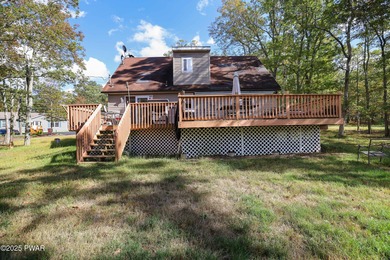 Welcome to this warm and well-cared-for 4-bedroom, 2-bath home - photo 3