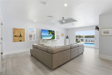 Completely reimagined waterfront residence in Laguna Shores - photo 15