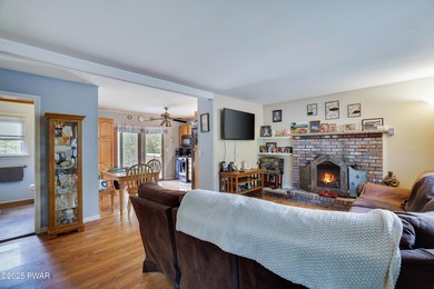 Welcome to this warm and well-cared-for 4-bedroom, 2-bath home - photo 9