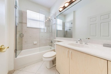 BRAND NEW A/C JUST INSTALLED!! GORGEOUS WATERVIEW! KITCHEN - photo 19