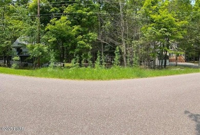 Wildwood Lake Lot For Sale in Lake Ariel Pennsylvania