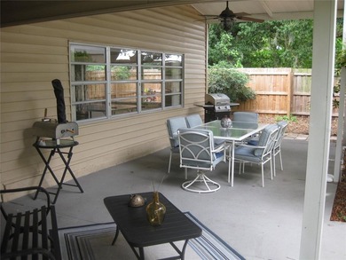 Spacious, Unique, Large sunroom, No HOA This is a spacious 2243 - photo 24