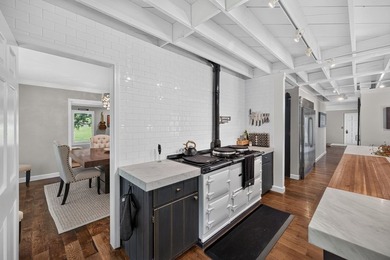 A rare, one-of-a-kind luxury estate in prestigious Mount Vernon - photo 25