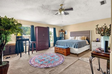 COME CHECK OUT THIS GREAT FAMILY POOL HOME IN A GREAT - photo 28