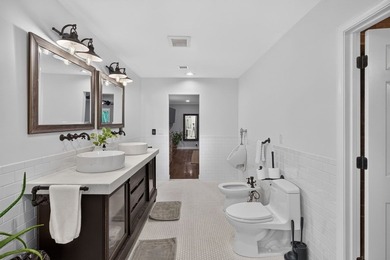 A rare, one-of-a-kind luxury estate in prestigious Mount Vernon - photo 36