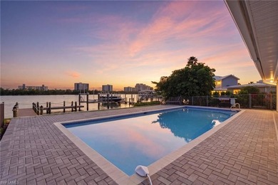 Completely reimagined waterfront residence in Laguna Shores - photo 42