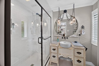 A rare, one-of-a-kind luxury estate in prestigious Mount Vernon - photo 44