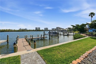 Completely reimagined waterfront residence in Laguna Shores - photo 47