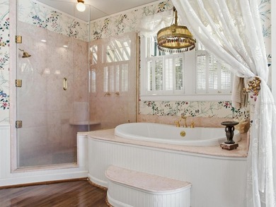 Set along the prestigious Palma Ceia Golf Course in South Tampa - photo 48