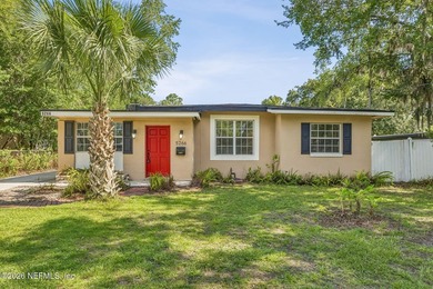 This mid- century modern home is ready for new owners. 3 BR 1 BA - photo 1