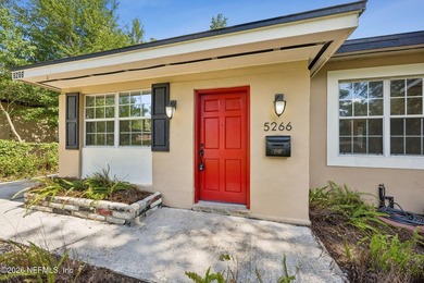 This mid- century modern home is ready for new owners. 3 BR 1 BA - photo 6