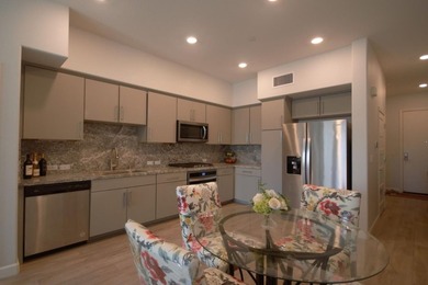 New Price~Great Location! Discover this 1 bedroom + Den & 1.5 - photo 4