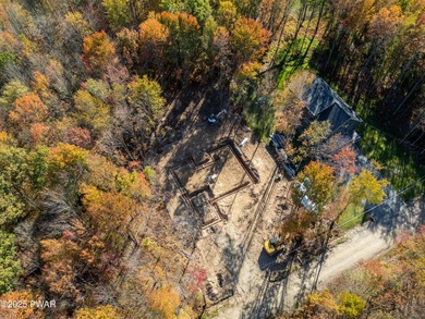 Lake Wallenpaupack Home For Sale in Lake Ariel Pennsylvania