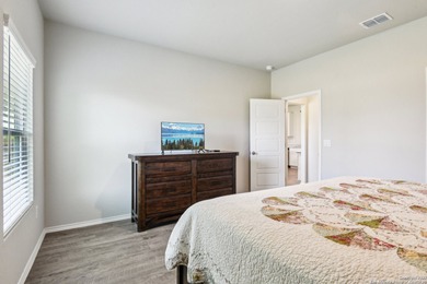 Welcome to this charming house that's certainly a cut above the