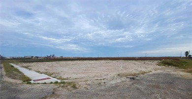 Nestled in the heart of North Padre Island, this commercial