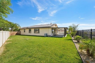 Welcome home to this beautifully upgraded single-family - photo 25