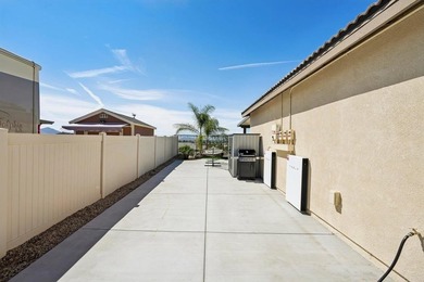 Welcome home to this beautifully upgraded single-family - photo 28