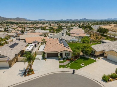 Welcome home to this beautifully upgraded single-family - photo 30