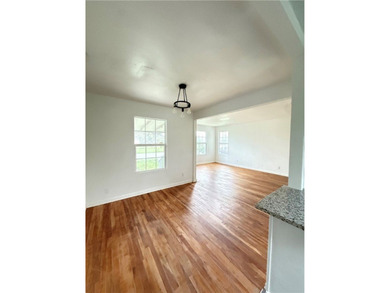 Welcome to your charming 3-bedroom, 1-bath gem, complete with a - photo 5