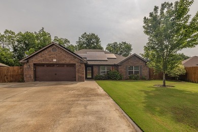 Welcome to your dream home at 2305 Kelly Lynn Place in - photo 1