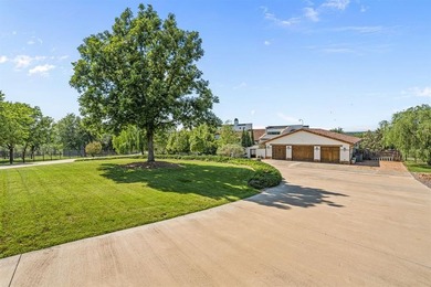 Set on an expansive nearly 14-acre estate, 321 Verna Trail N is - photo 3