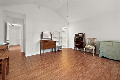 Beautifully refreshed single-level home in the amenity-rich - photo 23