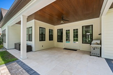Welcome to this exceptional 4-bedroom, 3.5-bathroom home - photo 30