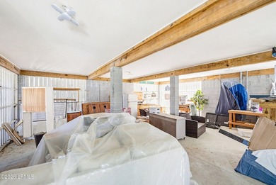 Welcome to Island living in Pleasant Point. This 3 bedroom 2 - photo 34