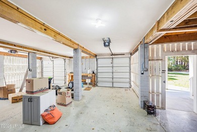 Welcome to Island living in Pleasant Point. This 3 bedroom 2 - photo 35