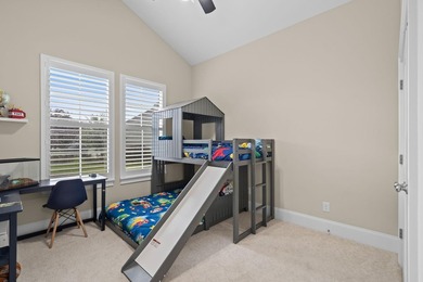 Welcome to this exceptional 4-bedroom, 3.5-bathroom home - photo 38