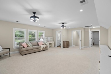 Welcome to this exceptional 4-bedroom, 3.5-bathroom home - photo 43