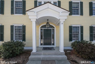 An unbeatable location, 37 Lantern Hill is set in one of - photo 4