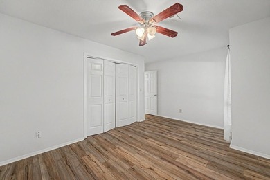INVESTORS, this one is perfect for your next ! Rare one level - photo 11