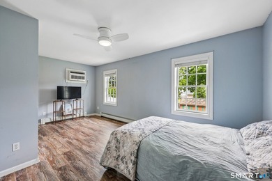 Welcome to 21 Friendly Road in Norwalk's sought-after Wolfpit - photo 15