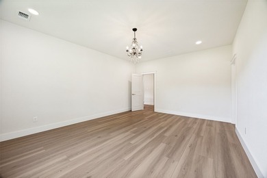 Welcome to life in Eagle Chase at Tanglewood, one of the most - photo 17