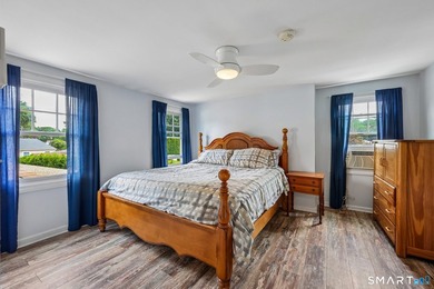 Welcome to 21 Friendly Road in Norwalk's sought-after Wolfpit - photo 18