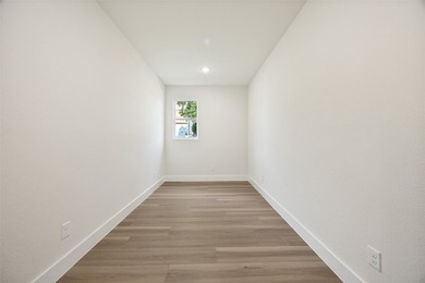 Welcome to life in Eagle Chase at Tanglewood, one of the most - photo 32