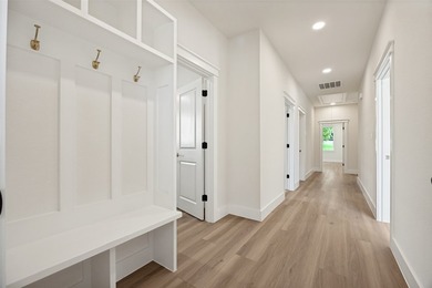 Welcome to life in Eagle Chase at Tanglewood, one of the most - photo 33
