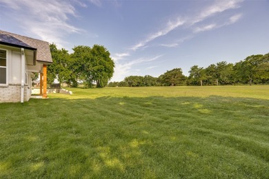 Welcome to life in Eagle Chase at Tanglewood, one of the most - photo 36