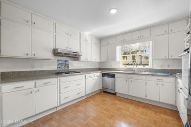 **POOL HOME**RIVERSIDE**NEW ELECTRICAL** This charming, ALL - photo 8
