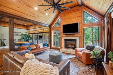 Welcome to an exquisite 4-bedroom, 3.5-bath residence gracefully - photo 8
