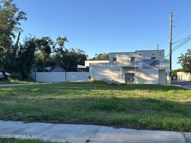 Fully operational Auto Body Shop, Commercial Building, CCG-2 - photo 3