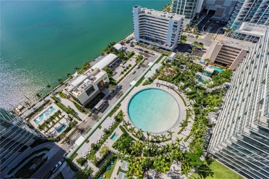 Spectacular unit at the Iconic Paraiso Bay Condo! Stunning