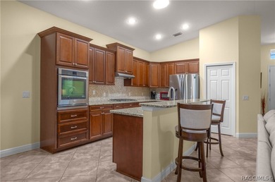 Welcome to easy Florida living in the highly sought-after Citrus - photo 9