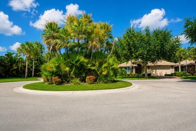 Exceptional cul-de-sac lot. This meticulously designed Roma - photo 3