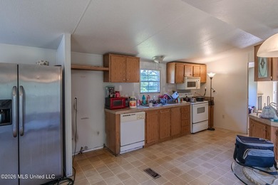 Income-Producing Property or Perfect First Home with Workshop! - photo 25