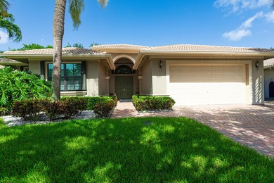 Exceptional cul-de-sac lot. This meticulously designed Roma - photo 6