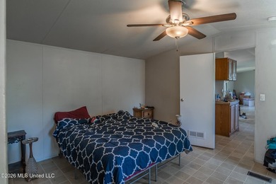 Income-Producing Property or Perfect First Home with Workshop! - photo 32