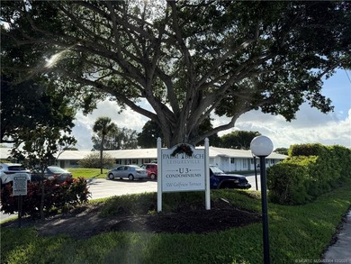 Welcome to carefree South Florida living! This charming one - photo 1