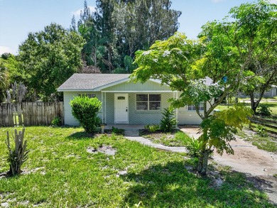 Nicely renovated 3-bedroom, 2-bath CBS home situated on a - photo 5